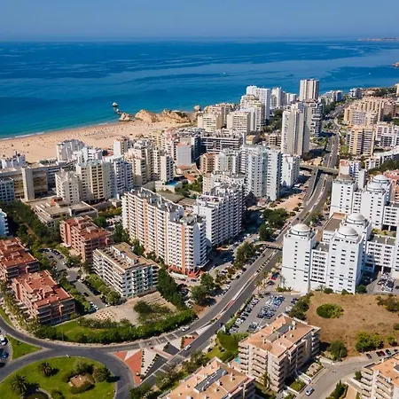 Lovelystay - Sunny Apartment In Praia Da Rocha * Portimão
