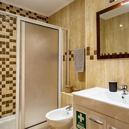Apartament Lovelystay - Sunny Apartment In Praia Da Rocha